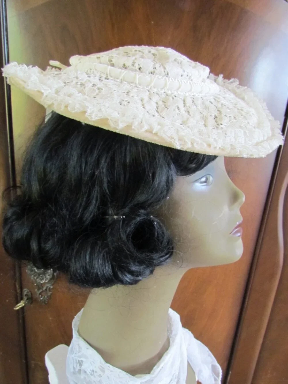 1950s WHITE LACE HAT, CHURCH, TEA PARTY, THEATER, COSTUME, LADIES, TEENS, GIRLS - Picture 6 of 9